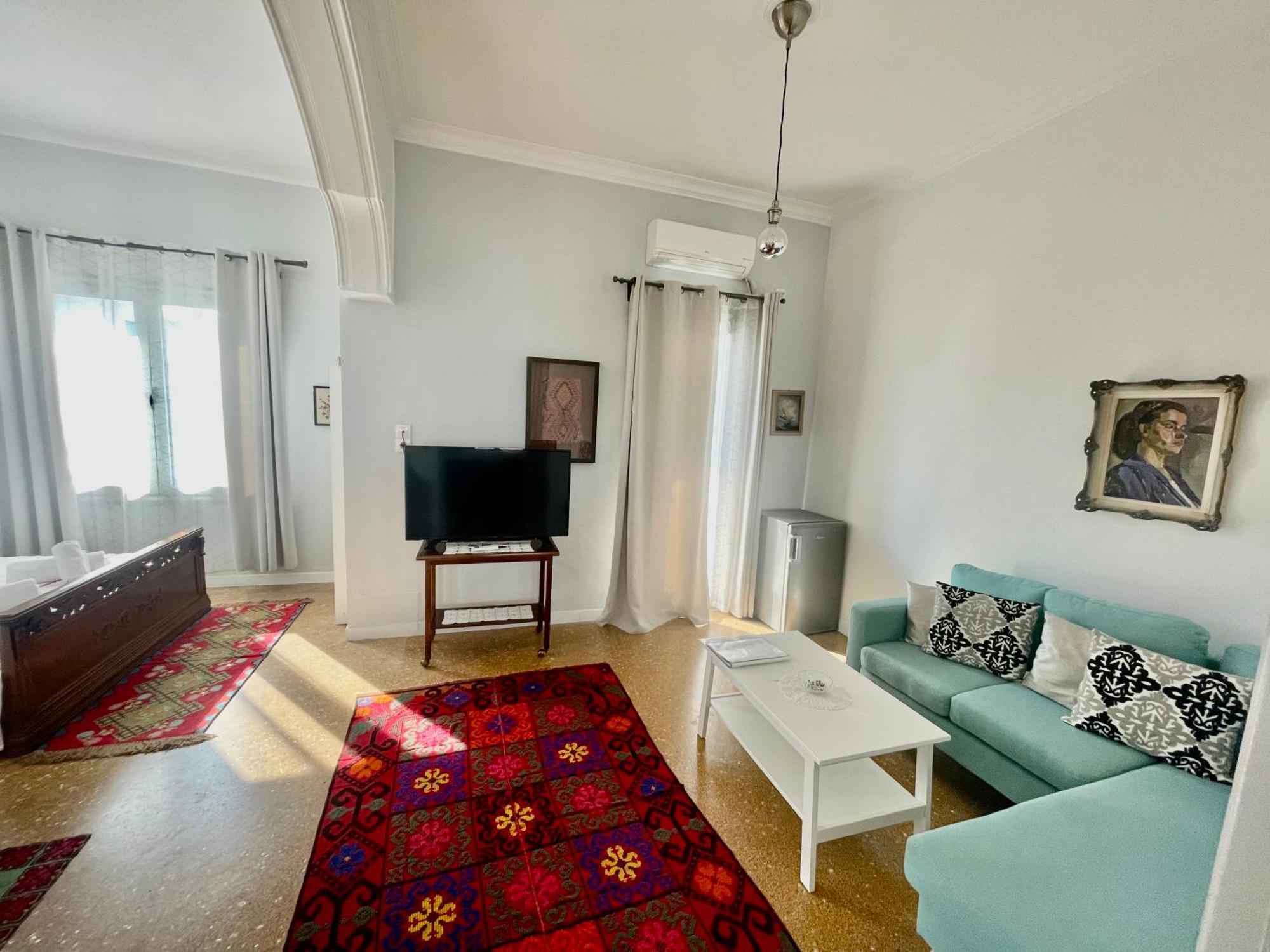 A Litte Taste Of Home Guest House Афины Экстерьер фото