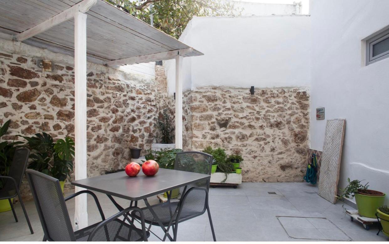 A Litte Taste Of Home Guest House Афины Экстерьер фото